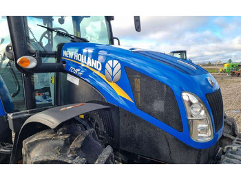 Трактор NEW HOLLAND TD5