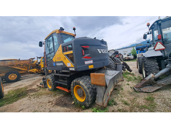 Колісний екскаватор VOLVO EWR150E