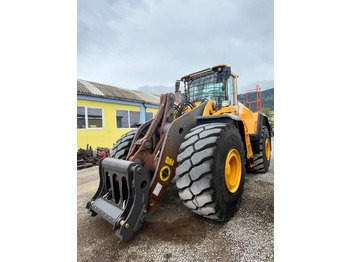 Колісний навантажувач VOLVO L220H: фото 2 Колісний навантажувач VOLVO L220H: фото 2