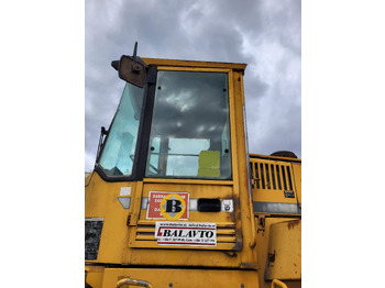 : фото в шапці сторінки