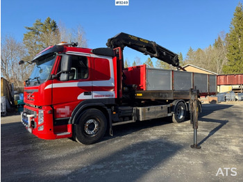 Вантажівка з маніпулятором VOLVO FM 420