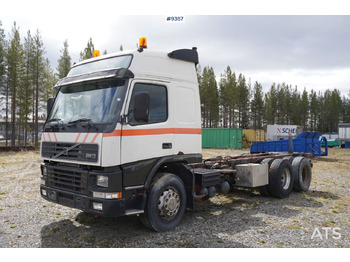Вантажівка шасі VOLVO FM12