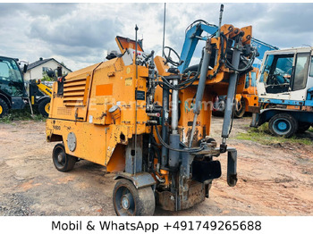 : фото в шапці сторінки