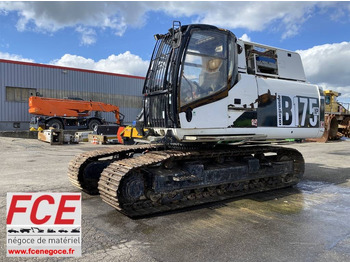 : фото в шапці сторінки