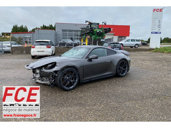 Легковий автомобіль PORSCHE