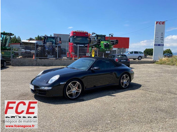 Легковий автомобіль PORSCHE