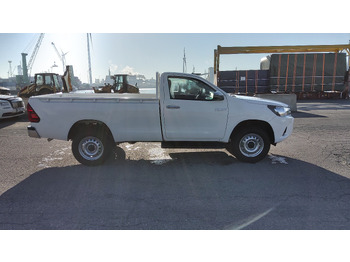 Пікап Toyota Hilux / Revo Pick-up single Cab pack security 2.4L Turbo Diesel Manual: фото 2