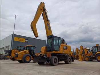 Перевантажувач CATERPILLAR MH3024