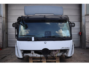 : фото в шапці сторінки