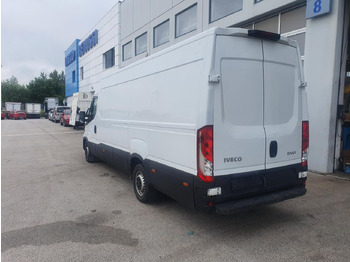 Пасажирський фургон IVECO Daily 35S16V: фото 3