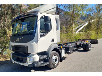 Volvo FL280 4x2, E6, Wohnwagen + 2 Pferdeplaetze Volvo FL280 4x2, E6, 7.40m Chassis, Fahrgestell в лізинг Volvo FL280 4x2, E6, Wohnwagen + 2 Pferdeplaetze Volvo FL280 4x2, E6, 7.40m Chassis, Fahrgestell: фото 1