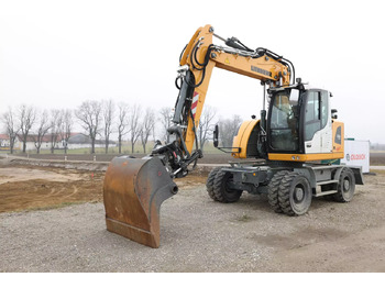 Колісний екскаватор LIEBHERR A 916