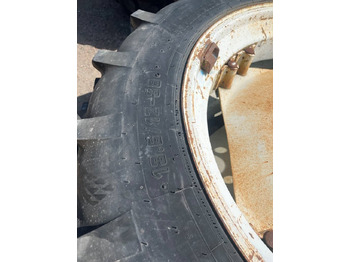 Шина в категорії Сільськогосподарська техніка Alliance 13,6-38 Däck På Ford fälg: фото 4