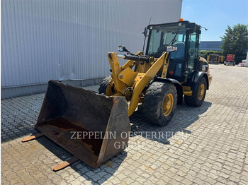 Колісний навантажувач CATERPILLAR 906H