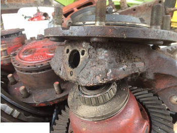 Бортовий редуктор CASE