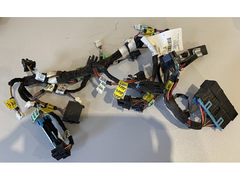 Кабелі/ Дроти JOHN DEERE