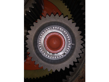 : фото в шапці сторінки