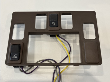 Кабіна й інтер'єр JOHN DEERE