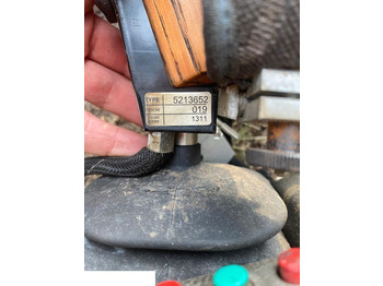 : фото в шапці сторінки