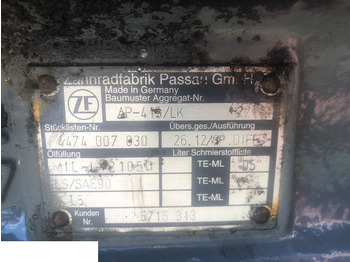 Вісь та запчастини ZF