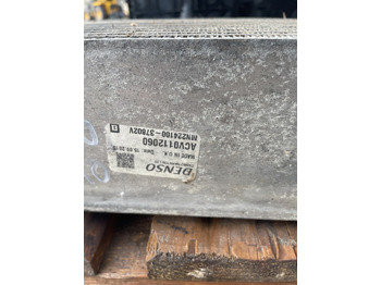 Радіатор в категорії Будівельна техніка Valtra T144 T154 T174 T194 T214 T234 - chłodnica ACV0118540: фото 2 Радіатор в категорії Будівельна техніка Valtra T144 T154 T174 T194 T214 T234 - chłodnica ACV0118540: фото 2