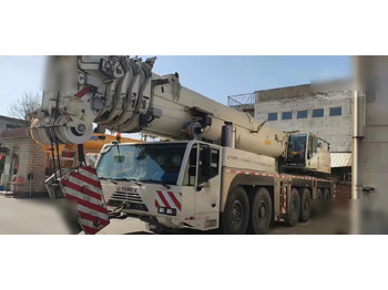 Всюдихідний кран DEMAG