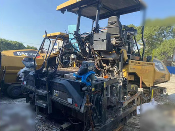 Асфальтоукладач CATERPILLAR AP655F