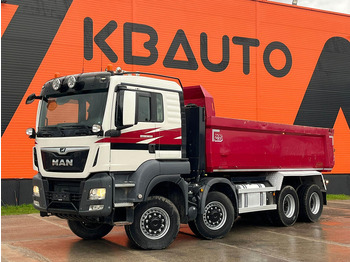 Самоскид вантажівка MAN TGS