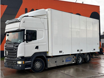 Вантажівка з закритим кузовом SCANIA R 580