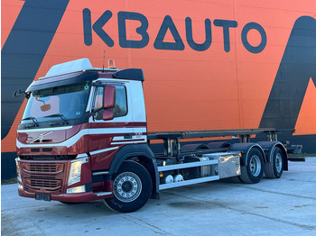 Контейнеровоз/ Змінний кузов вантажівка VOLVO FM 330