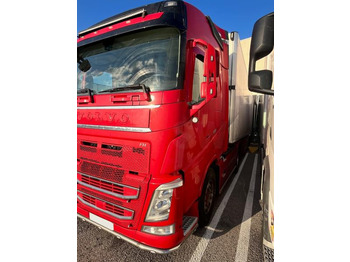 Тягач VOLVO FH 500