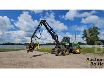 Комбайн JOHN DEERE