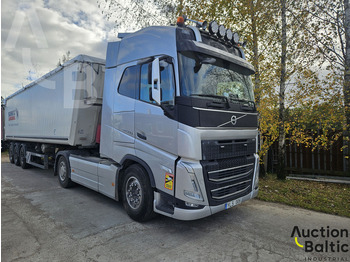 Тягач VOLVO FH 500