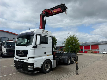 MAN TGX 26.440 6x2 mit HMF 3000-5 Kran TÜV NEU в лізинг MAN TGX 26.440 6x2 mit HMF 3000-5 Kran TÜV NEU: фото 1