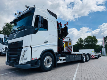 Вантажівка з маніпулятором VOLVO FH 540