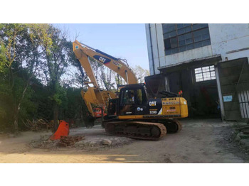 Гусеничний екскаватор CATERPILLAR 320D