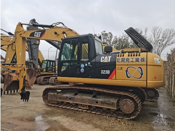 Гусеничний екскаватор CATERPILLAR 323D