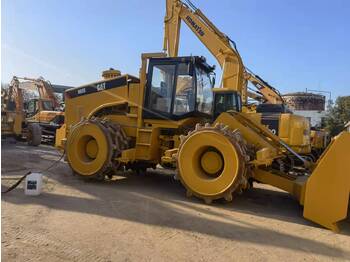Гусеничний міні-навантажувач CATERPILLAR 862G: фото 2