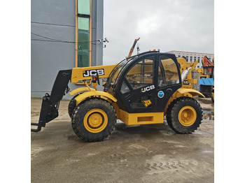 Навантажувач телескопічний JCB