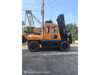 Дизельний навантажувач TCM FD100: фото 3 Дизельний навантажувач TCM FD100: фото 3