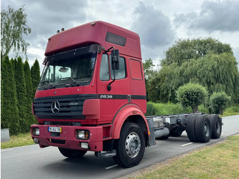 Вантажівка шасі MERCEDES-BENZ SK 2638