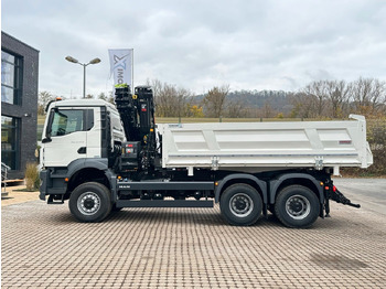 Самоскид вантажівка, Вантажівка з маніпулятором MAN TGS 33.440 6x6 /3-Seiten- Kipper / Kran HIAB 302: фото 2