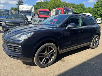 Легковий автомобіль PORSCHE