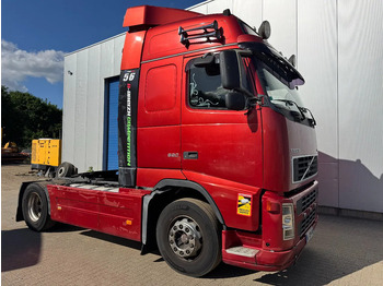 Тягач VOLVO FH 520