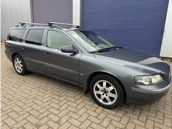 Легковий автомобіль VOLVO
