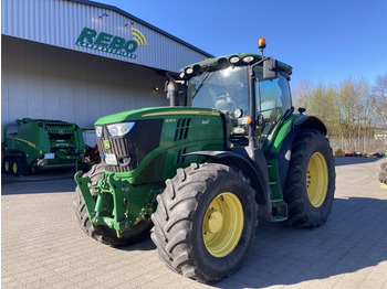 Трактор JOHN DEERE 6210R