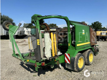 Прес-підбирач рулонний John Deere 744: фото 2