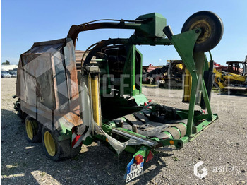 Прес-підбирач рулонний John Deere 744: фото 3