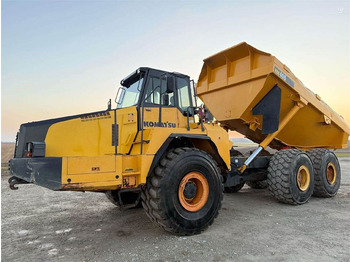 Шарнірний самоскид KOMATSU HM400