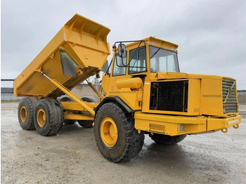 Шарнірний самоскид VOLVO A25C